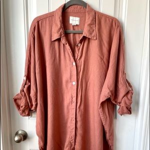 American Eagle Oversized Button Down Size Medium